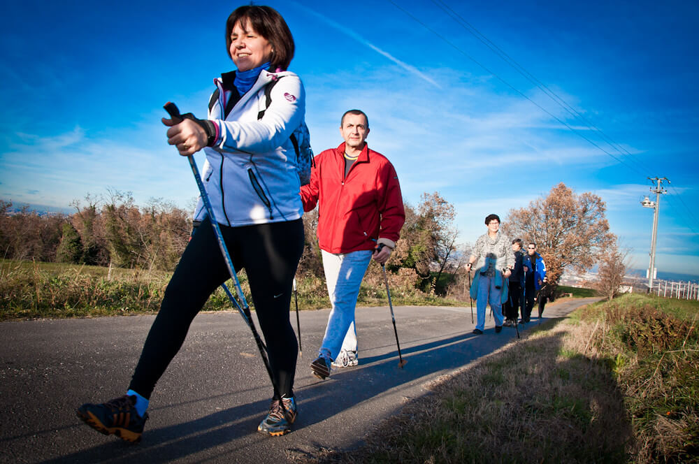 Puchar Polski Nordic Walking - zdjęcie maszerujących